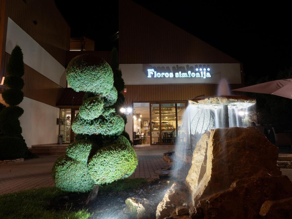 Hotel Floros Simfonija Šventoji Exterior foto