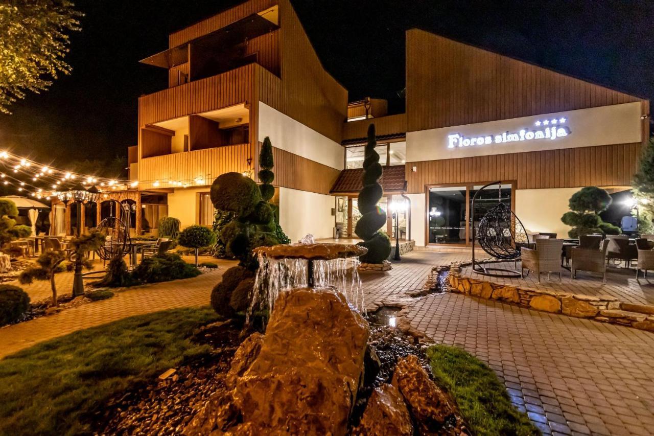 Hotel Floros Simfonija Šventoji Exterior foto